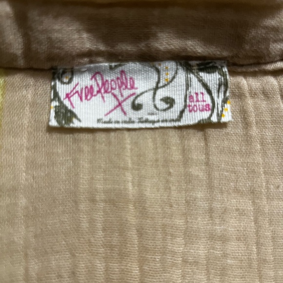 Free People
Vacation Mode Kaftan
COLOR in Natural & Brown
Size all tous - Picture 5 of 13